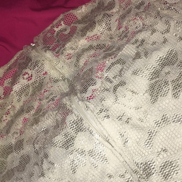 crop top - Picture 2 of 2